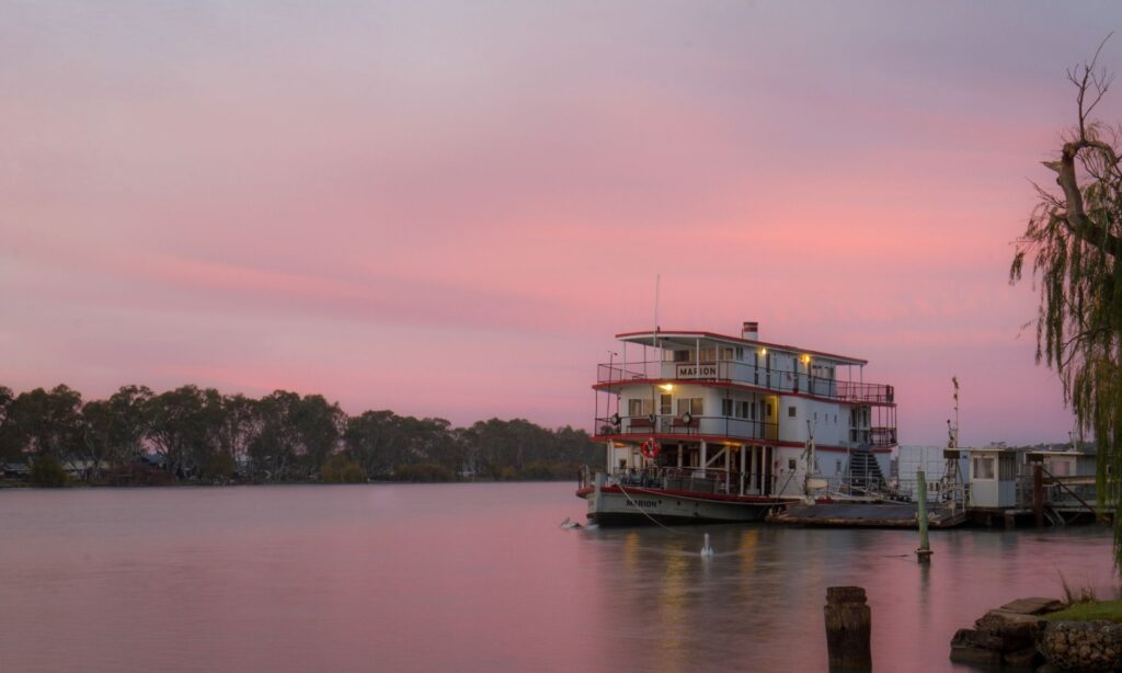Murray River & Paddle Boat | Dave Hartley Photography
